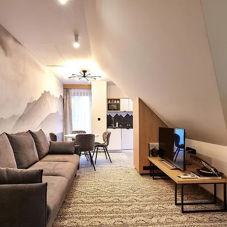 アパート Tatra Square ザコパネ