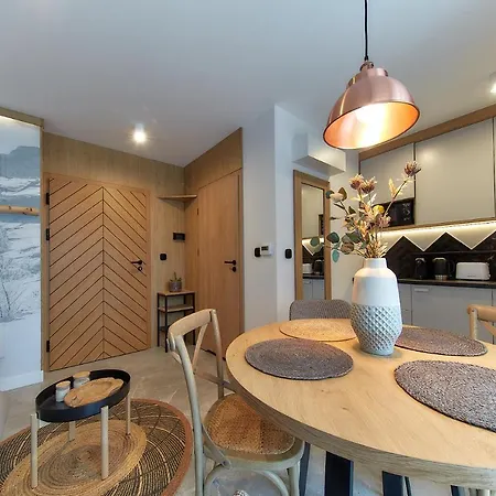 アパート Tatra Square ザコパネ