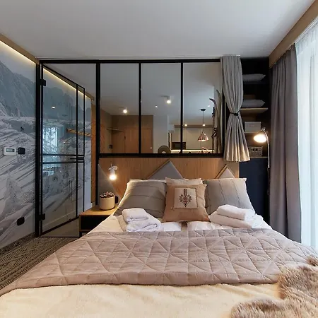 アパート Tatra Square ザコパネ