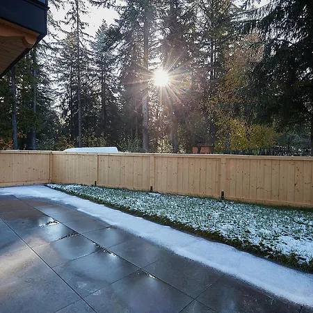 Tatra Square ザコパネ