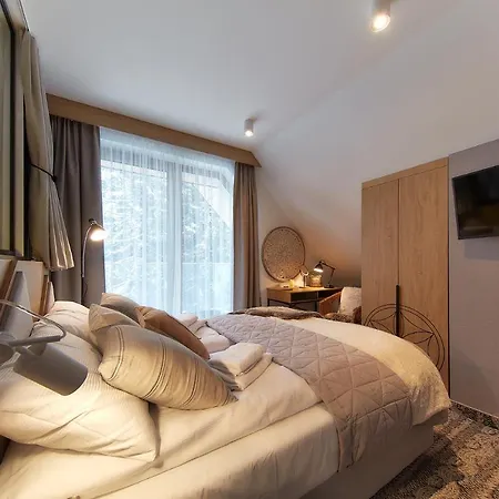 Tatra Square ザコパネ