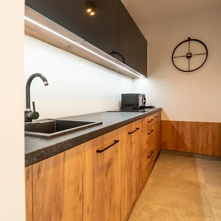 アパート Tatra Square *