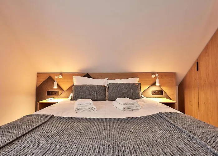 Tatra Square 아파트 *