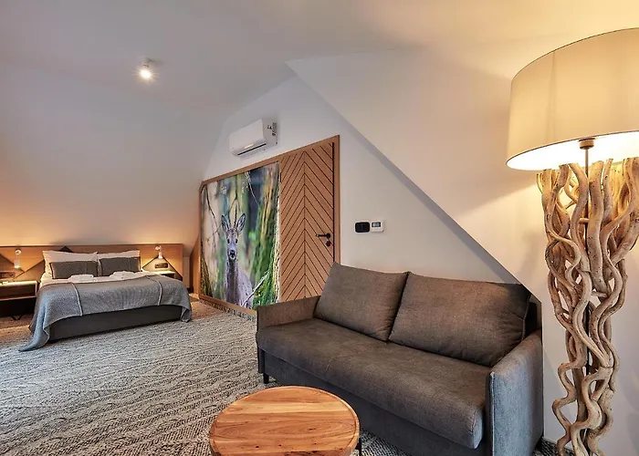 Tatra Square 아파트 *