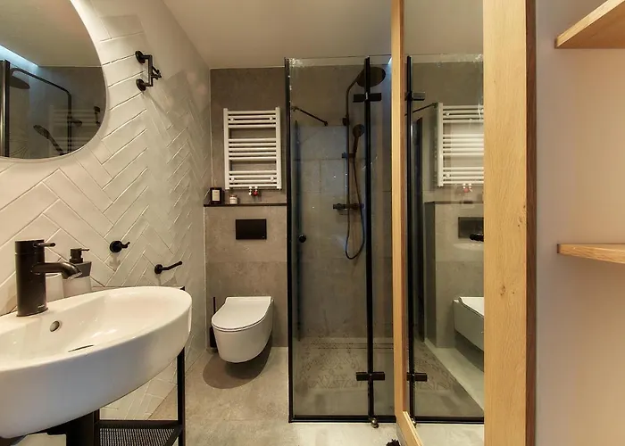 Tatra Square 아파트