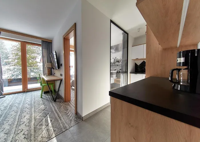 Tatra Square 자코파네