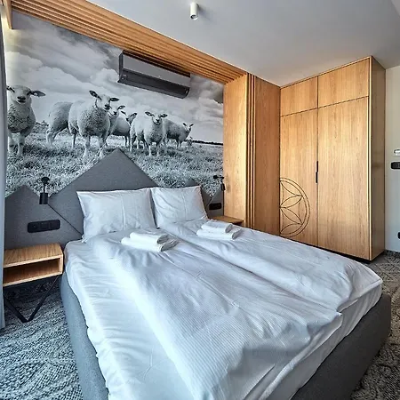 Tatra Square Daire *