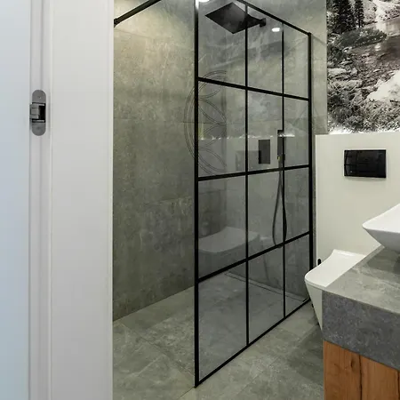 شقة Tatra Square *