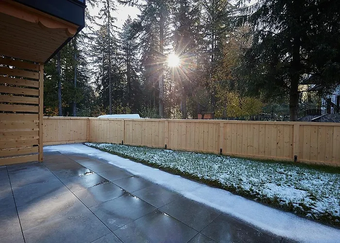 Tatra Square زاكوباني